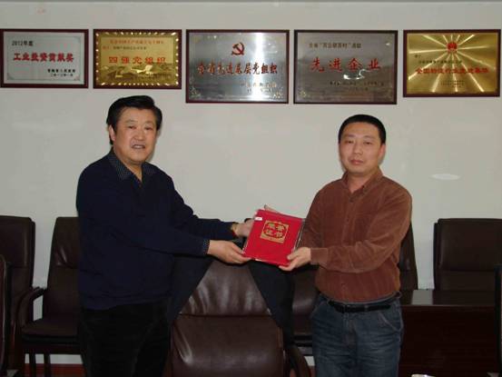 立足本職做貢獻(xiàn)，巾幗建功展風(fēng)采